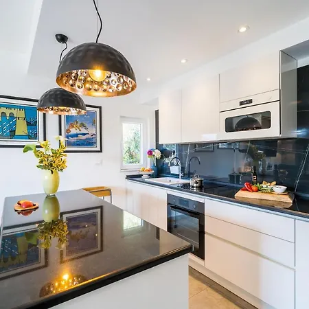 Swallow's Nest * Dubrovnik