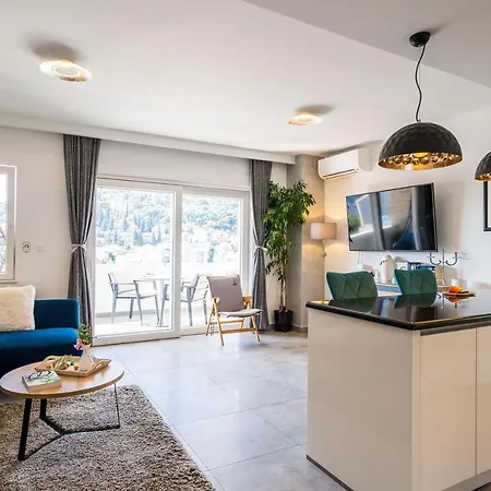 Apartment Swallow's Nest *