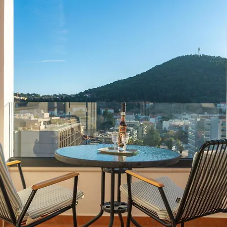 Swallow's Nest Апартаменты