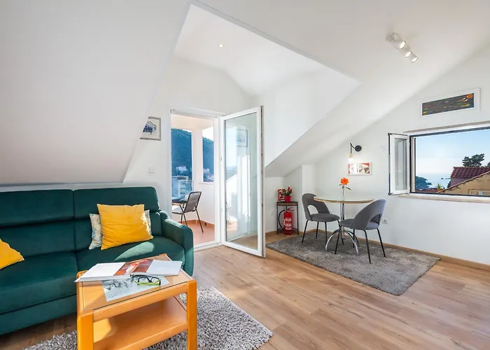 Апартаменты Swallow's Nest Дубровник