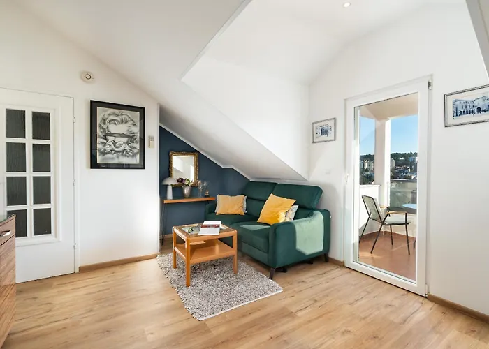 Апартаменты Swallow's Nest Дубровник