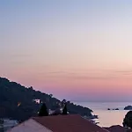 Swallow's Nest Διαμέρισμα *