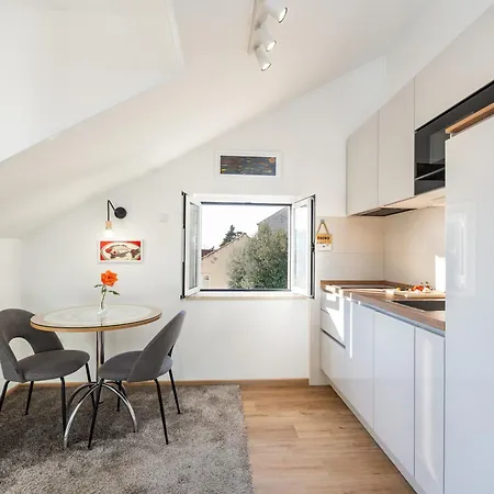 Apartman Swallow's Nest *